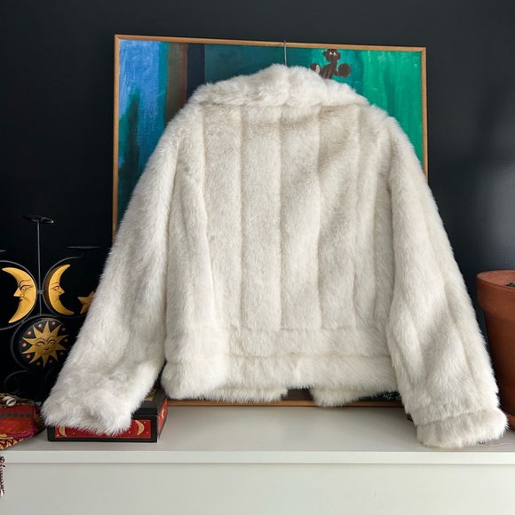 Le Chateau Y2K Indie Off White Teddy Faux Fur Jacket Small - Picture 9 of 16